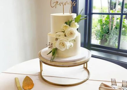 Custom wedding cake detail buttercream finish by All Things Cake